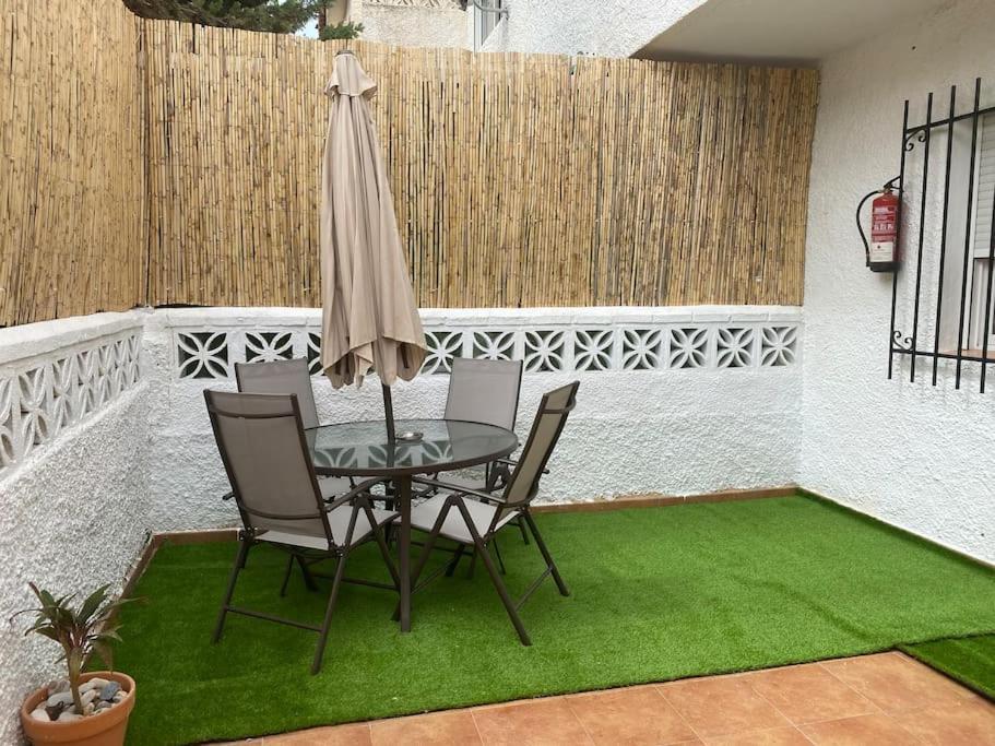 Chalet Adosado Corta Temporada 2 Dormitorios Benalmadena Exterior photo